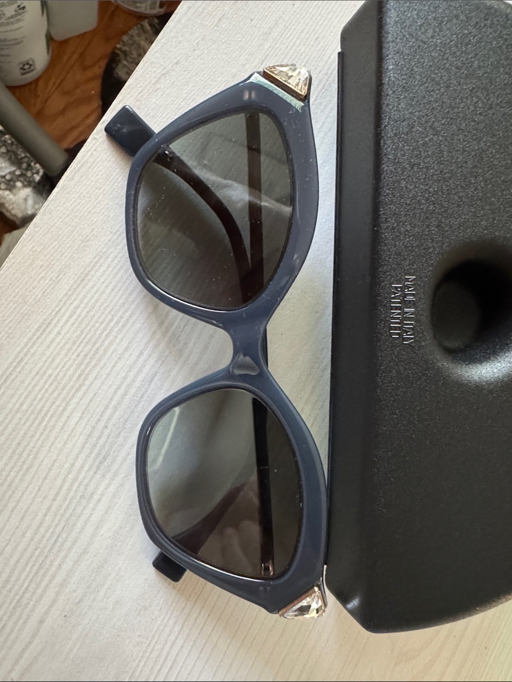 BNWT , Women’s grey Sunglasses - Unbranded Classic Style